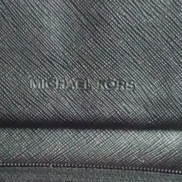 MICHAEL KORS JET SET TRAVEL - Picture 7 of 9